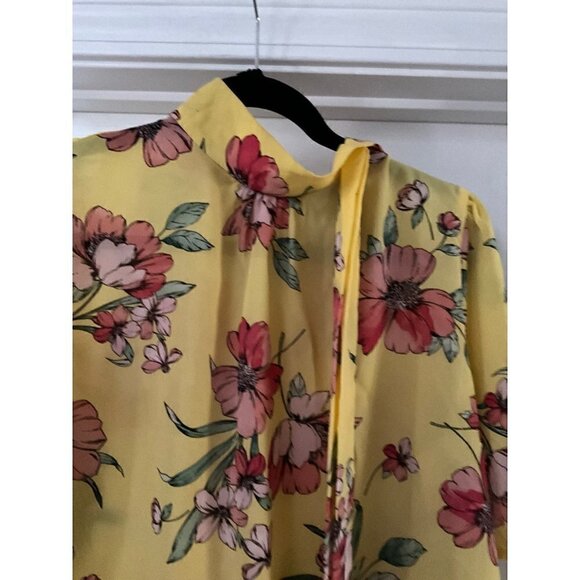 WOMEN’S Yellow‎ Floral Shirt Size Large - Picture 4 of 12